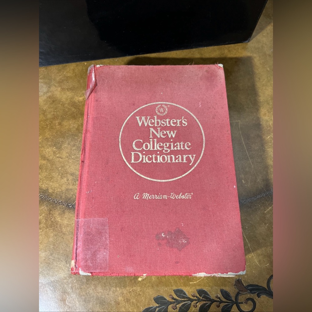 Webster's New Collegiate Dictionary - Red Cover